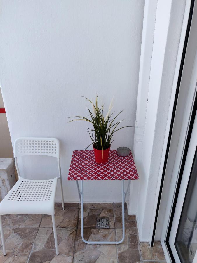 Ferienwohnung Luxury Studio In The Center Of Larissa Exterior foto
